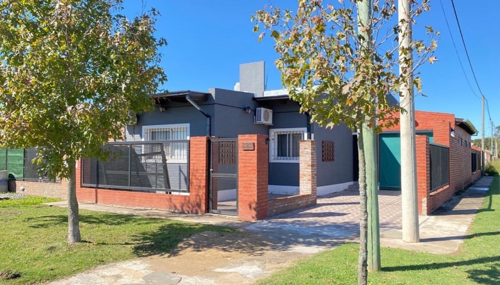 Casa 2 dormitorio - Barrio Amelia -