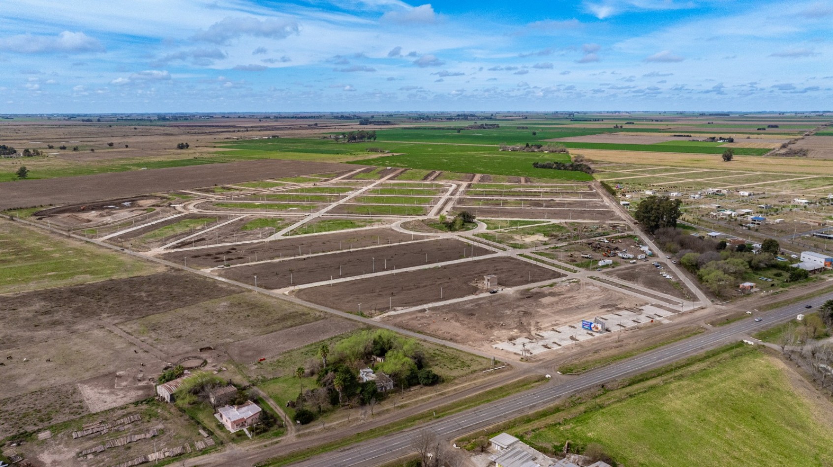 Lotes en Neander Villa Amelia