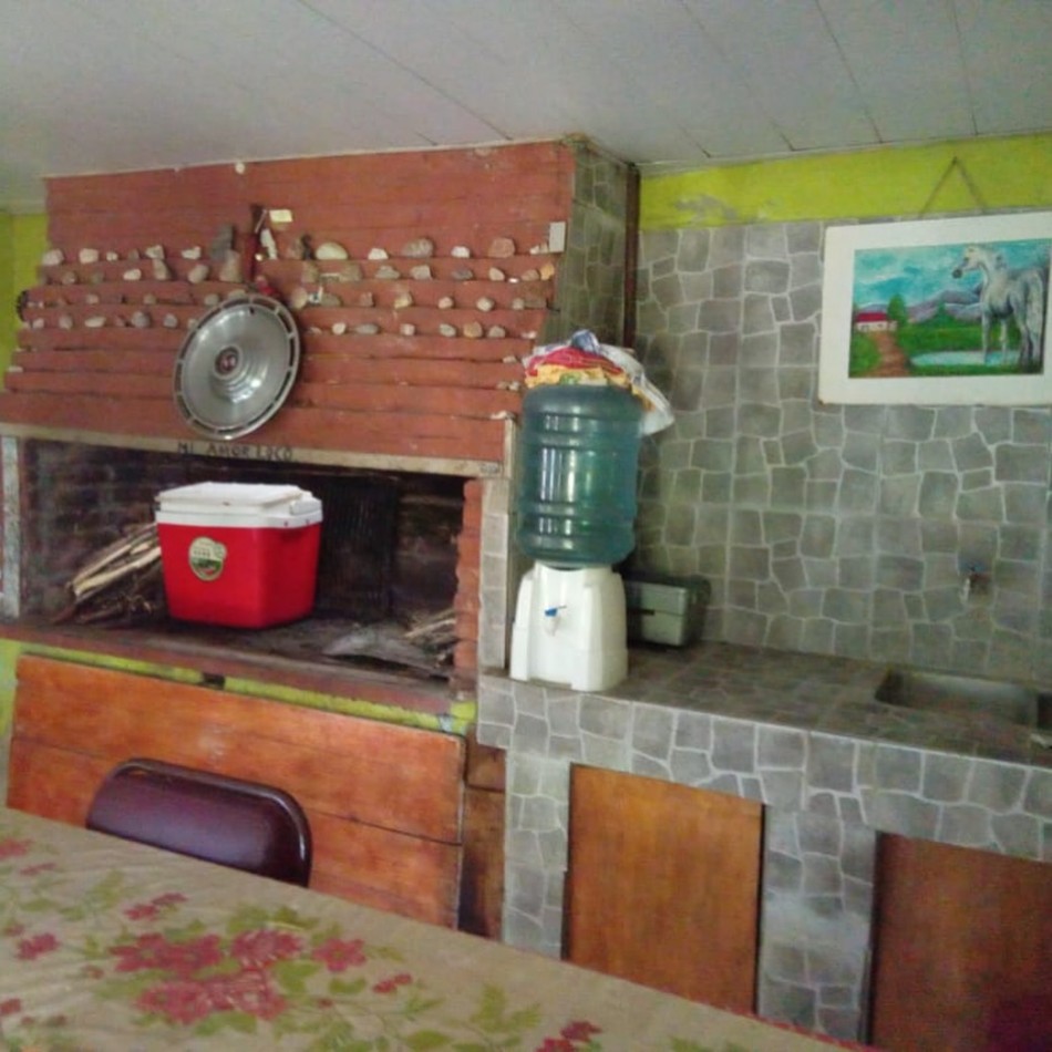 Casa 2 dormitorios en Villa Amelia.