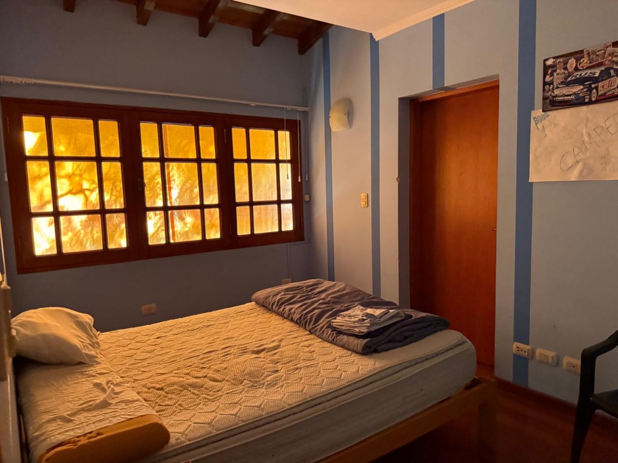 Casa con 1000 m² en Venta, 3 Dorm. en Villa Amelia