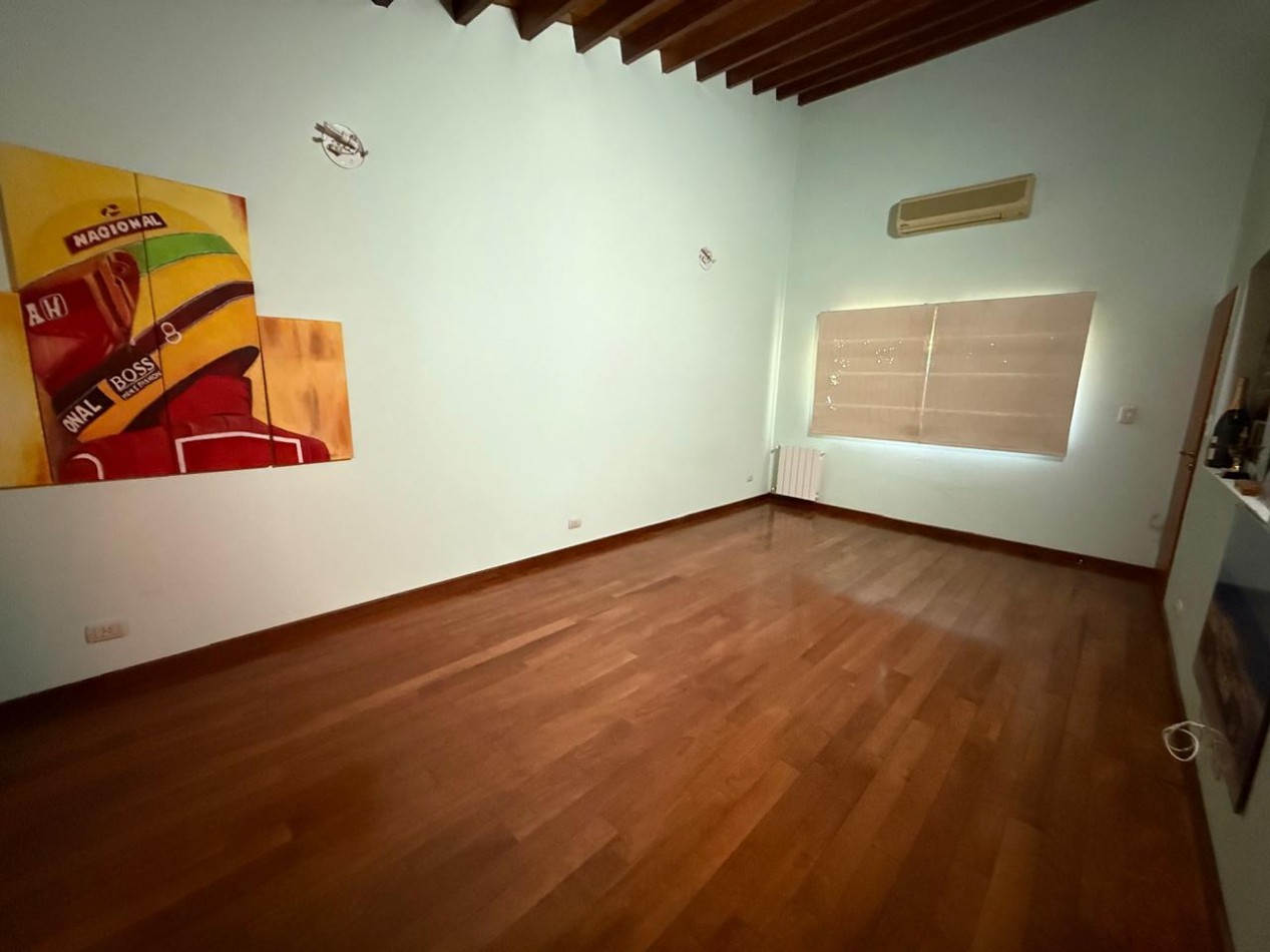 Casa con 1000 m² en Venta, 3 Dorm. en Villa Amelia