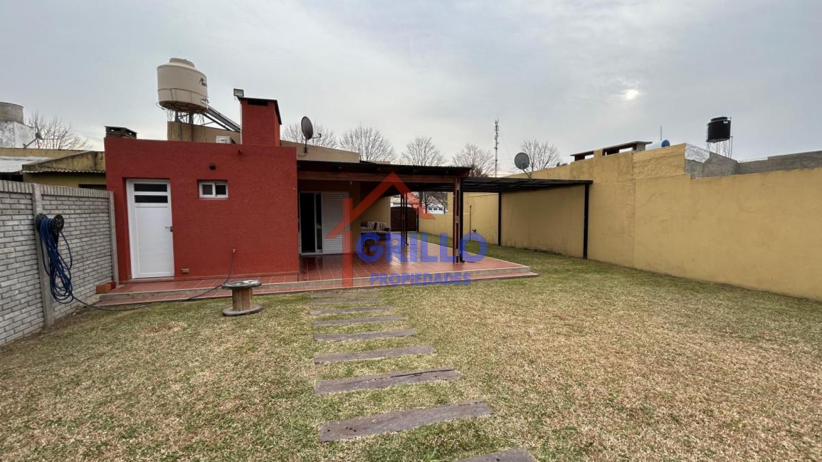 Casa moderna en Coronel Bogado