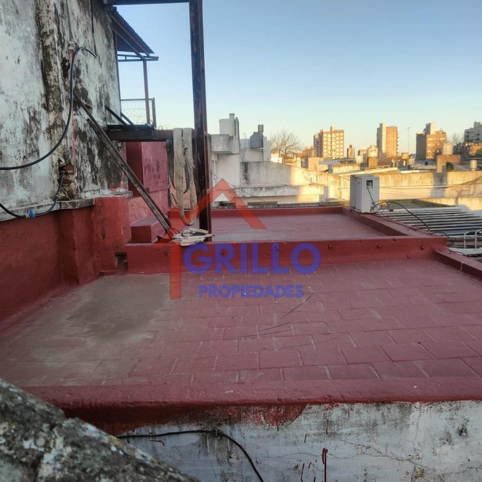 Casa Planta Alta a Refaccionar - PH- Rosario