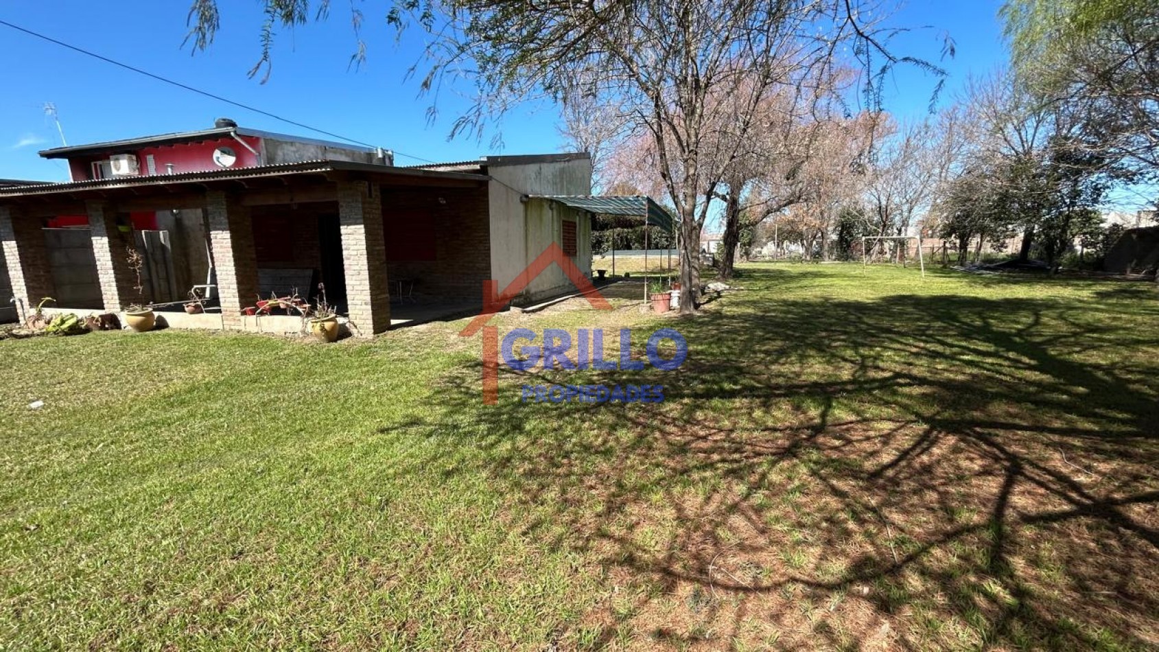 Casa con piscina en Villa Amelia 